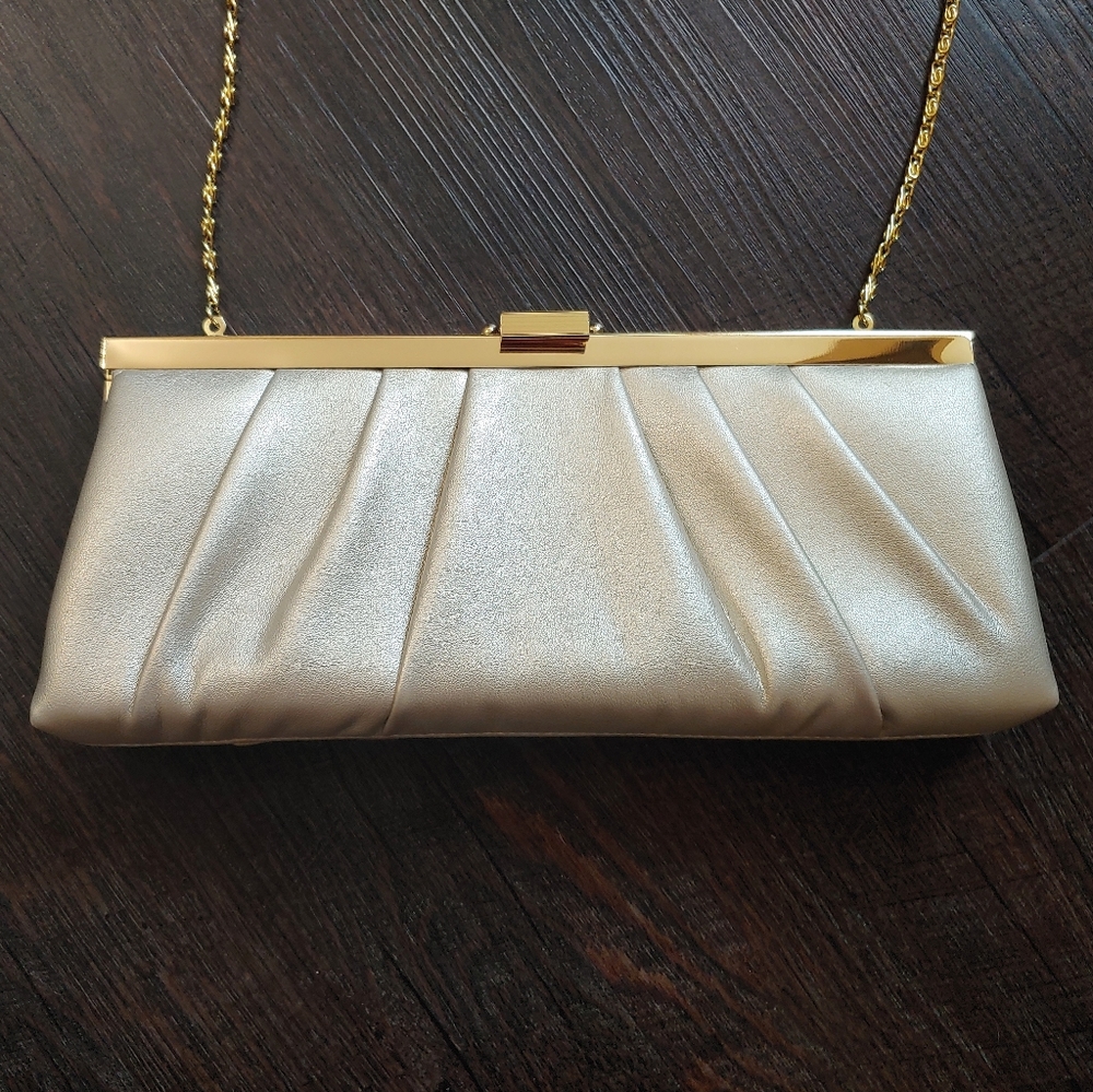 Elegant Gold Satin Evening Clutch with Chain